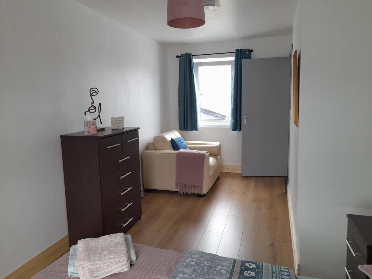 Central Town Apartment 韦克斯福德 外观 照片