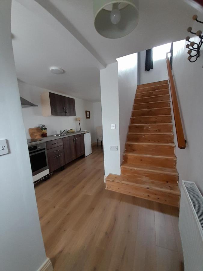 Central Town Apartment 韦克斯福德 外观 照片